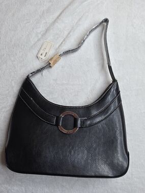 Classic Black Shoulder Bag Vegan Leather Ampere Creations